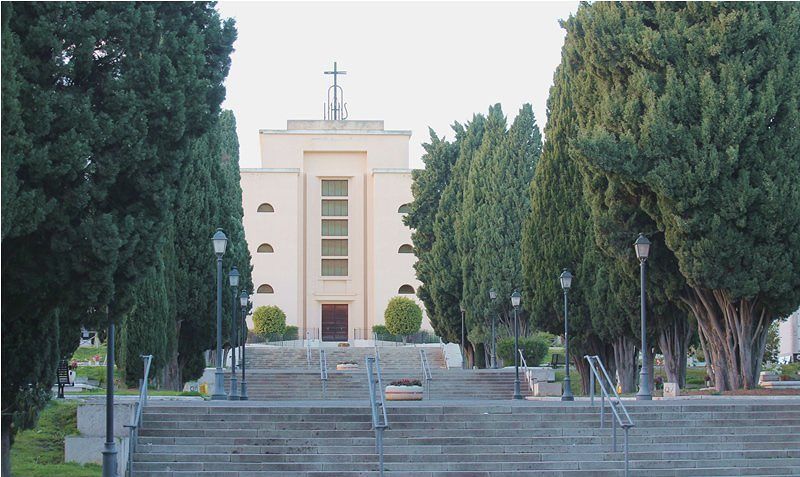 Cagliari, totem elettronici all’ingresso dei cimiteri