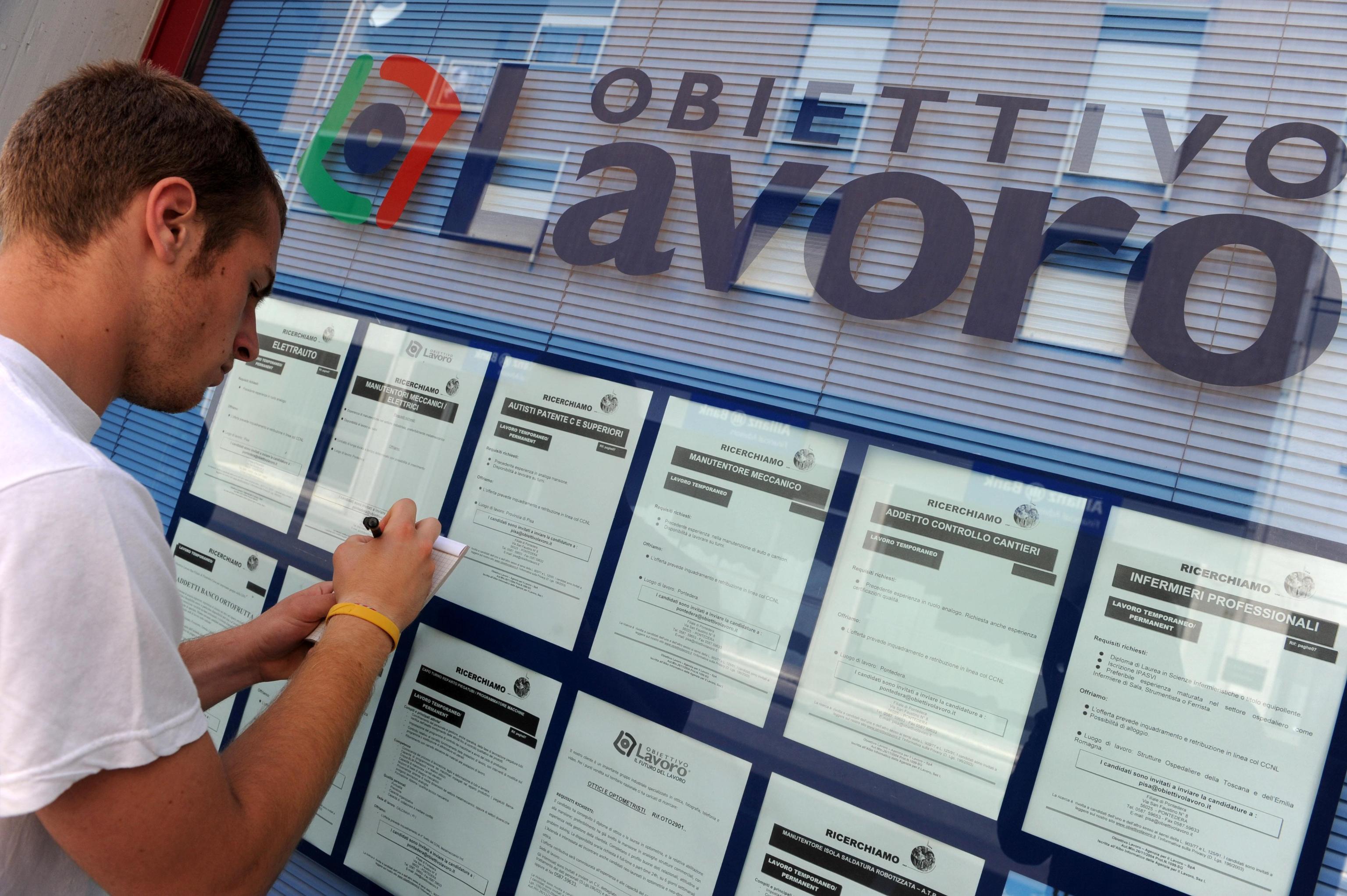 Sardegna, è boom lavoro: la disoccupazione cala del 15 per cento