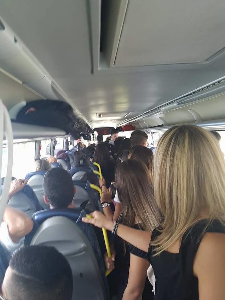 Arst, studenti come sardine: un’ora in piedi da Cagliari a Pula