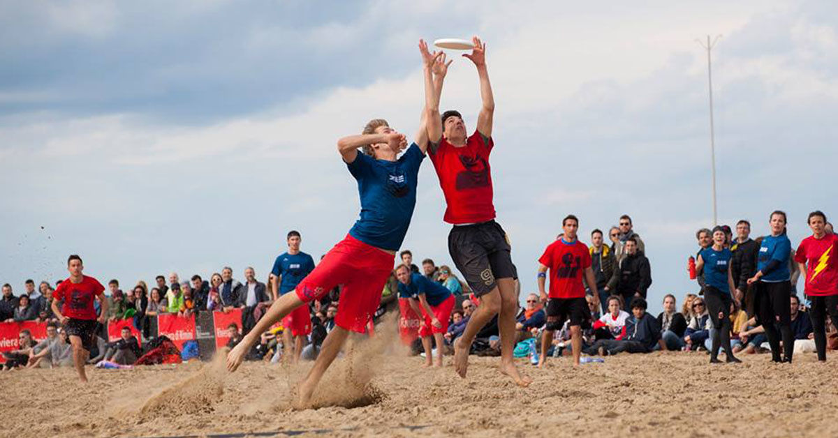 Al Poetto debutta l’Ichnos Cup: il torneo internazionale di frisbee