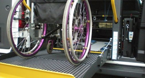 Trasporto studenti disabili, il Governo taglia i fondi. Erriu: “Atteggiamento inaccettabile”