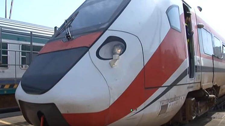 San Gavino, dramma sulla ferrovia: muore un 20enne travolto dal treno in corsa