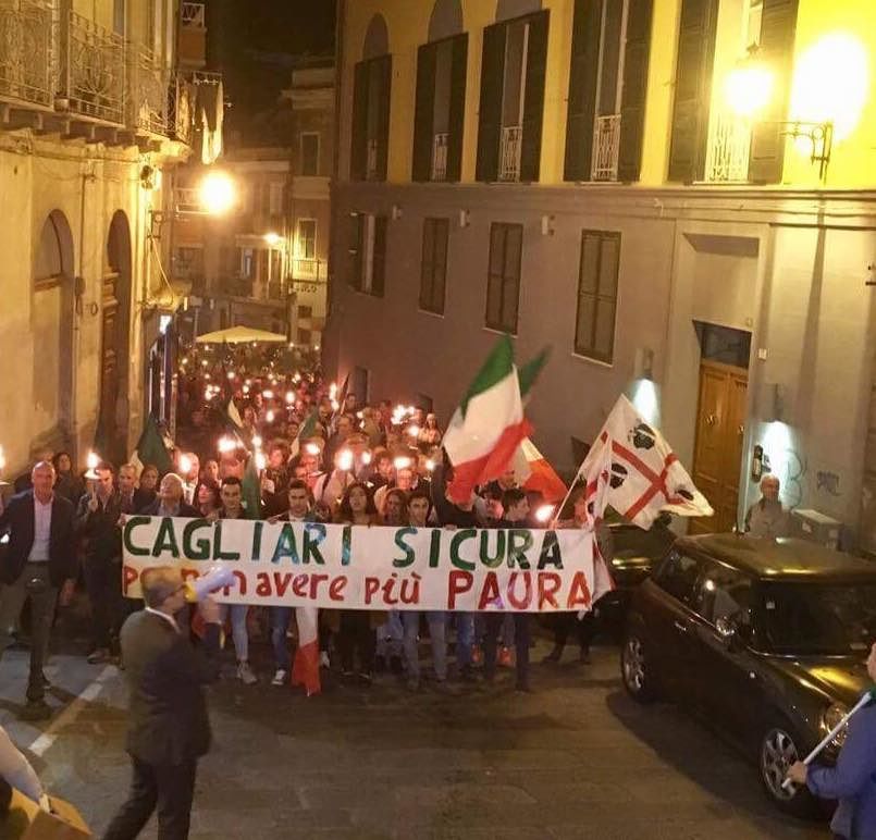 Fiaccolata, antifascisti: “Su sicurezza paranoie e cazzate. A Cagliari reati in calo”