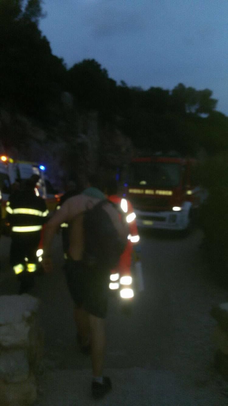 Dorgali, turista disperso a Cala Fuili: soccorso dai vigili del fuoco