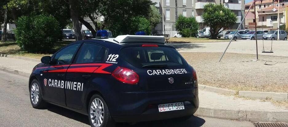 Sant’Elia, spaccio di hashish, marijuana e coca: 19enne ai domiciliari