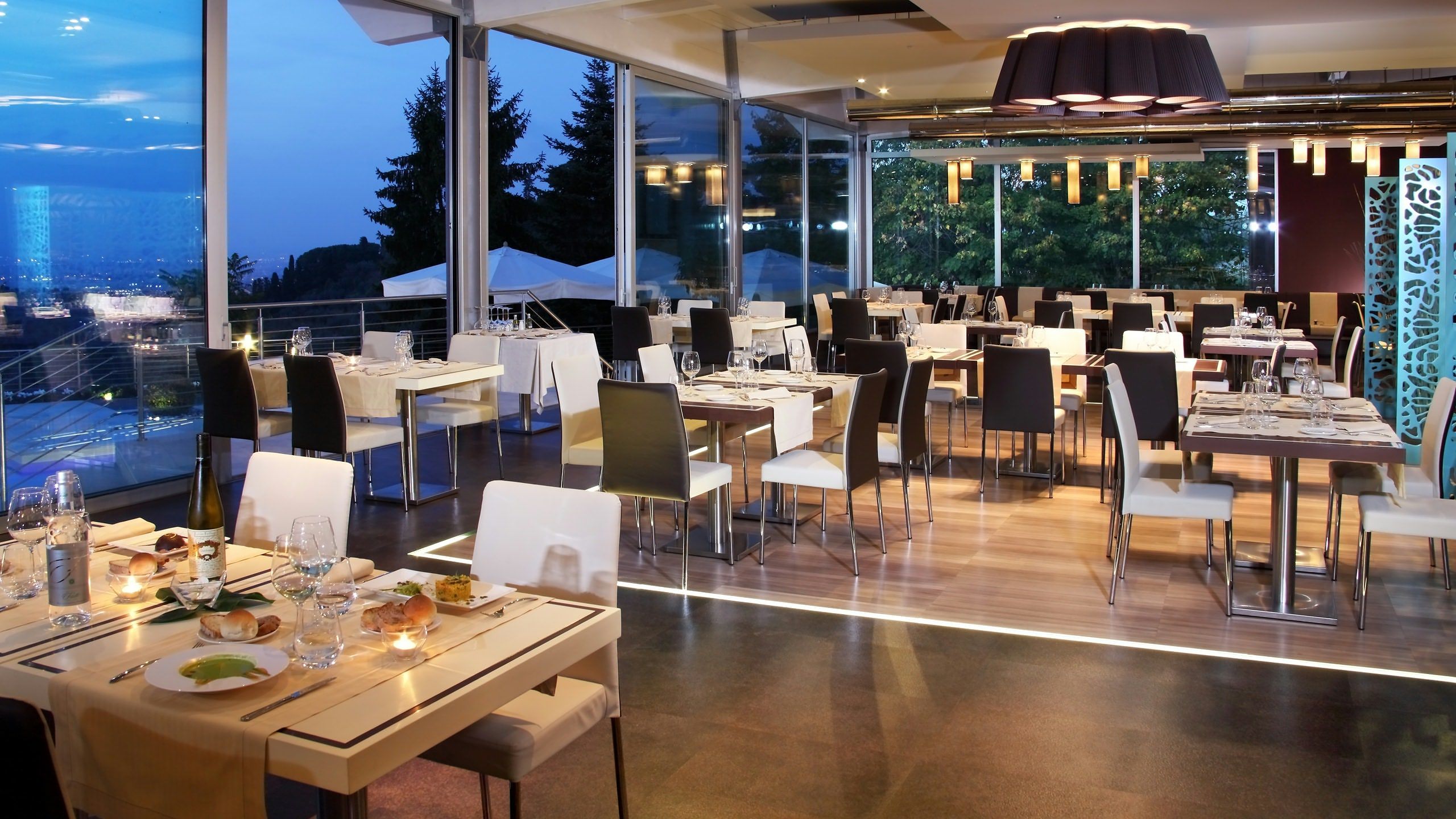 Boom bar a Cagliari: sono 196. Aperitivi e wifi, in stile nord Europa