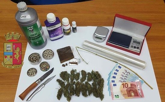 Spaccio di droga alla Marina, fermati un cagliaritano e un senegalese
