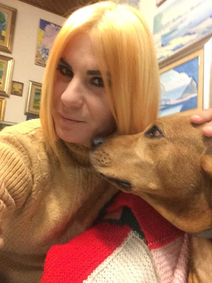 “Io, ossessionata da una donna stalker a Cagliari per i miei cani salvati dal lager”