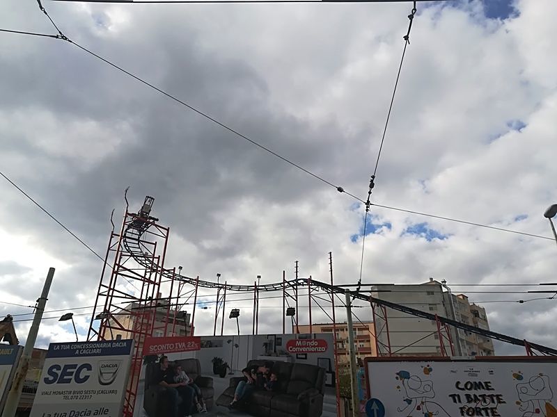 Cagliari, il giallo del luna park a San Benedetto: il Comune non sa nulla