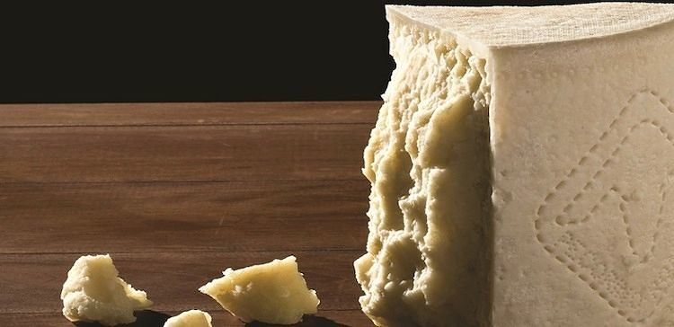 “Il prezzo del Pecorino romano sale del 70%: si adegui anche il latte”
