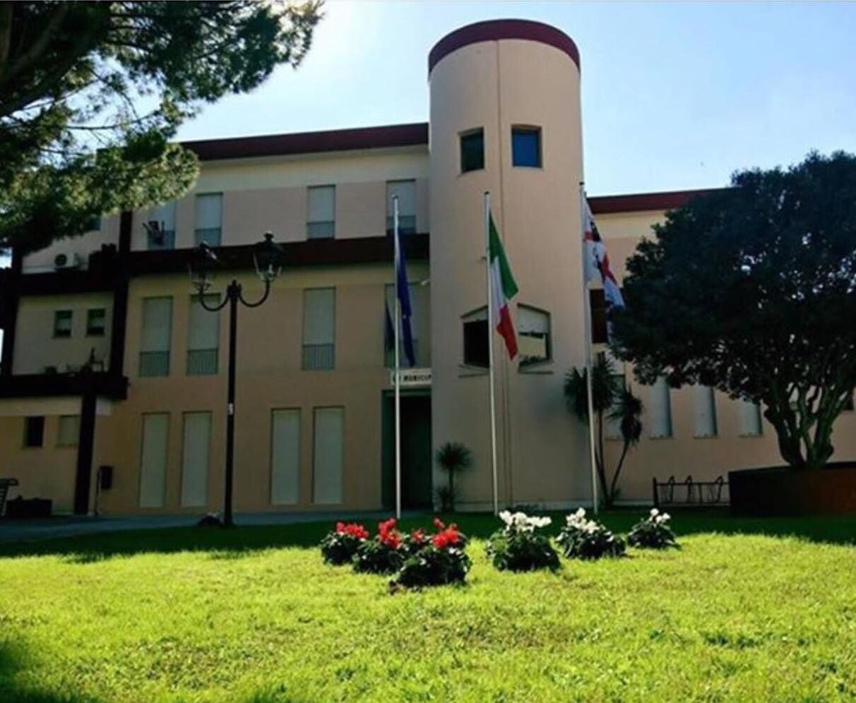 Capoterra, col risparmio energetico su scuole e Municipio risparmiano anche i cittadini