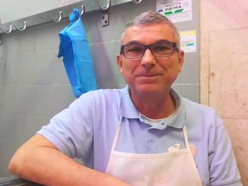 Maialetto, agnello e porchetto: addio al tris. I cagliaritani ne scelgono uno”