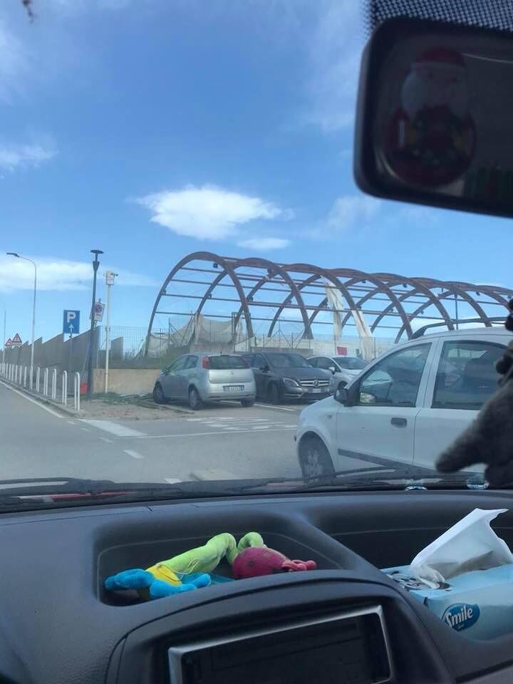 Monserrato, il vento record scoperchia il “pallone” del Policlinico