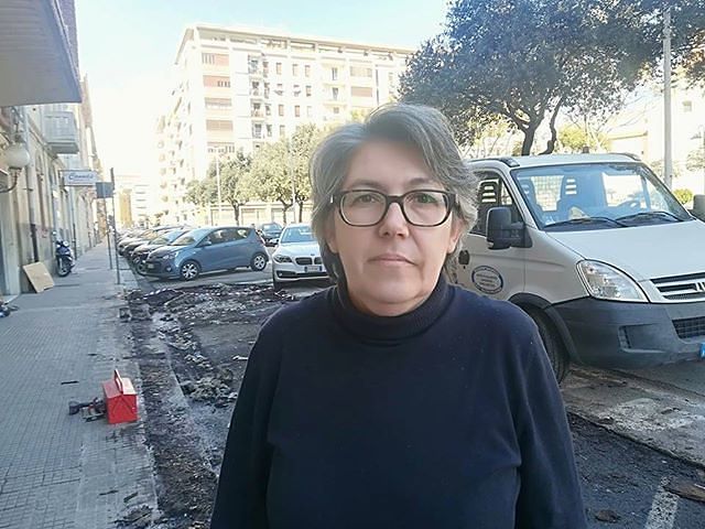 Cagliari, via il gazebo del Caffè Genovese: “40mila euro buttati per colpa del Comune”
