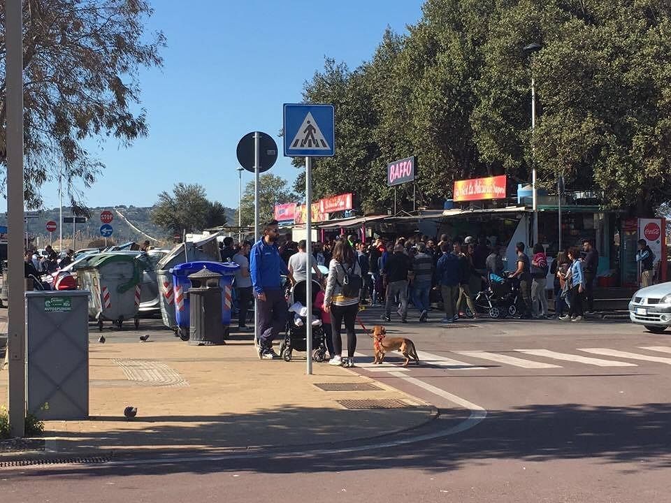 Rivoluzione al Poetto: nasce la “strada dei caddozzoni”