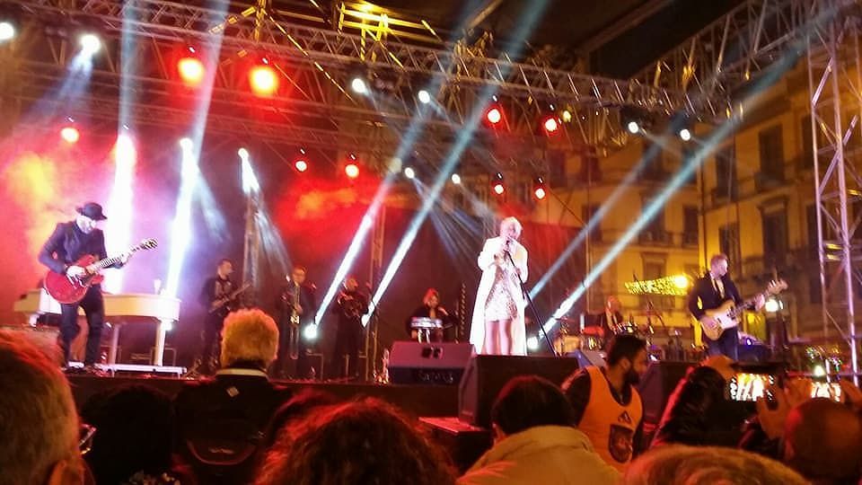 Volume troppo alto, multato il concerto di Malika Ayane a Capodanno
