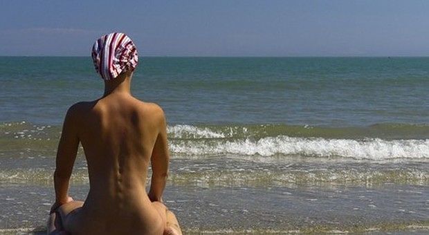 Quartu come Saint-Tropez: in arrivo la spiaggia per naturisti