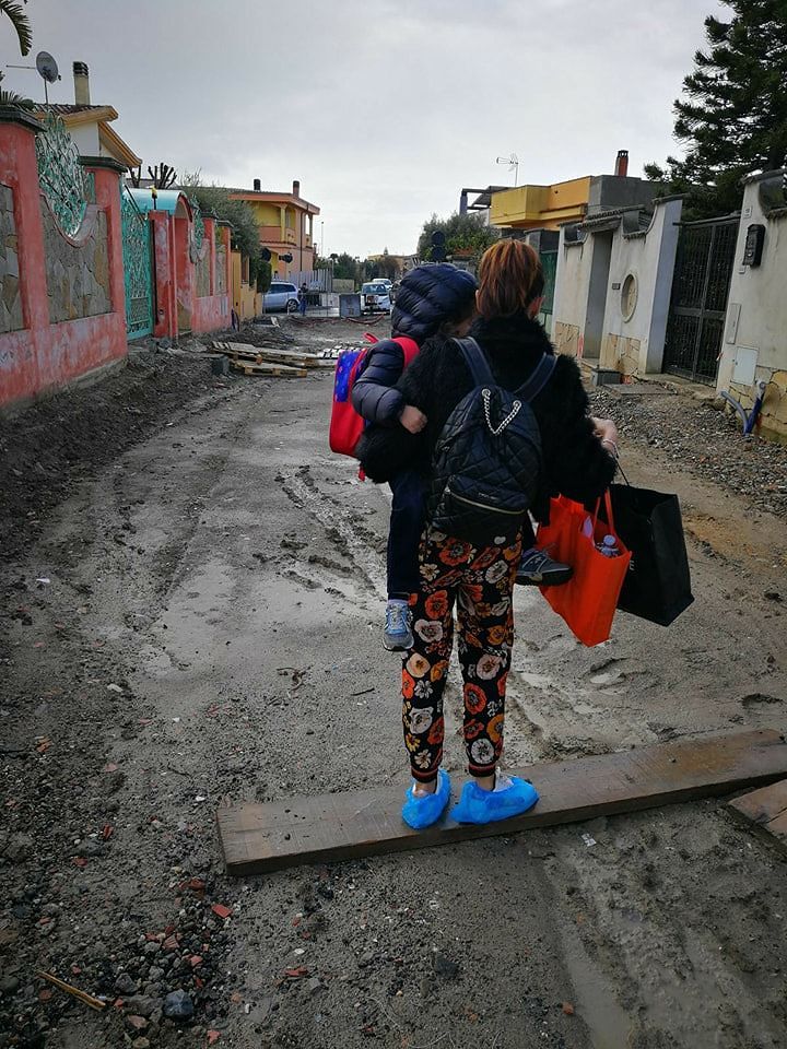 Lavori a Barracca Manna, residenti in rivolta: “Cinque mesi nel fango”