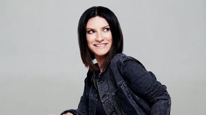 Laura Pausini canterà in Sardegna: sarà un concerto per tutti