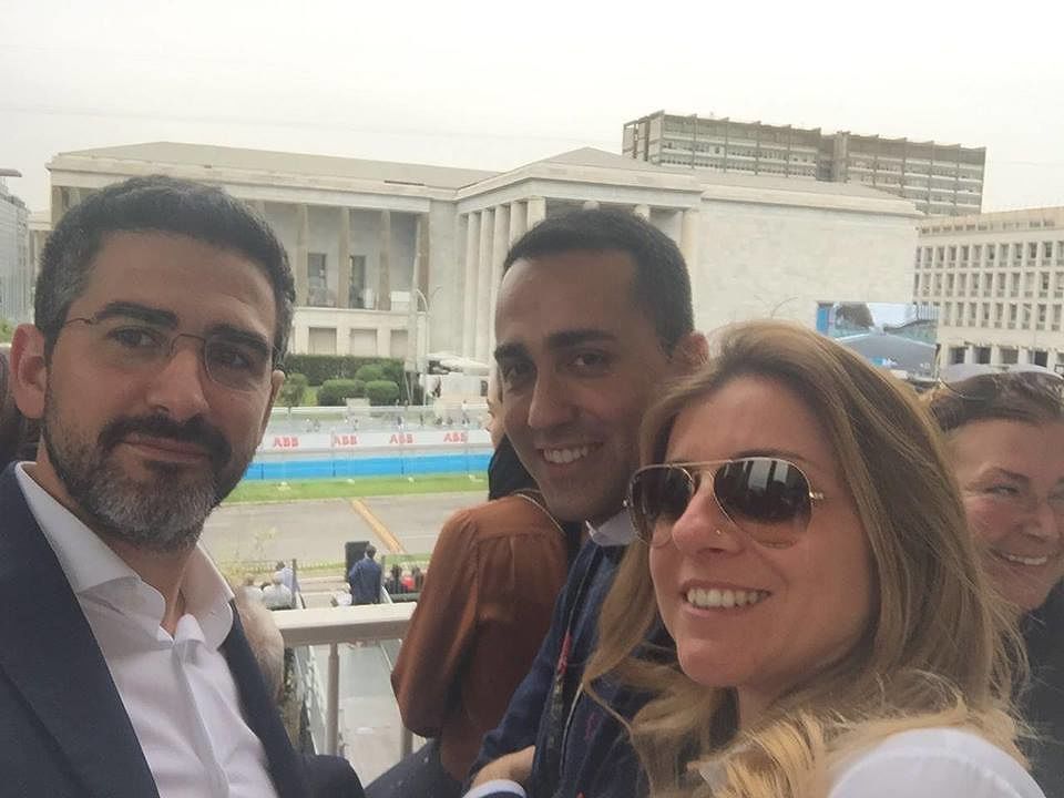 Luigi Di Maio, nuova uscita pubblica con la fidanzata Giovanna al mondiale di e-car