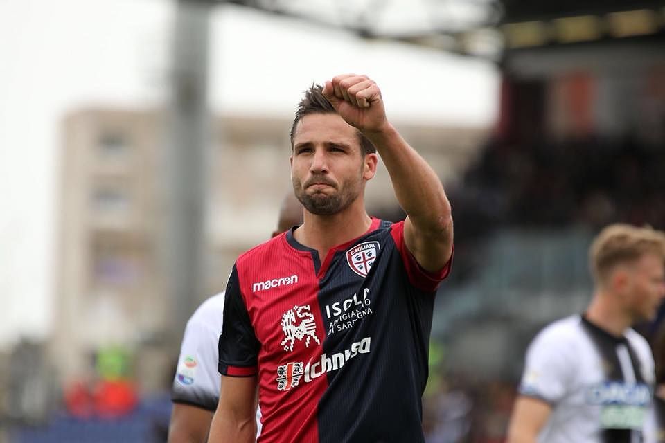 Cagliari, che impresa a Firenze: siamo salvi se il Crotone non vince a Napoli