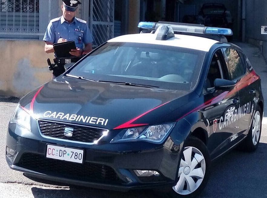 Violenza cieca al Poetto, 16enne picchia e manda all’ospedale due ciclisti