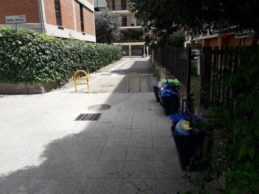 Quartiere del Sole, la plastica dimenticata nel porta a porta a singhiozzo