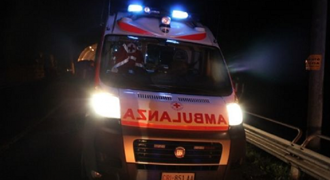 Elmas, scontro moto-auto alle porte della città: 25enne al Santissima Trinità in codice rosso