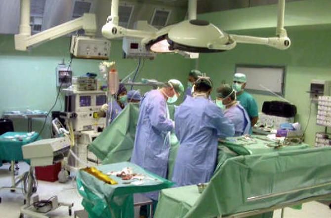 Muore dopo un intervento al cuore al Brotzu: aperta un’inchiesta