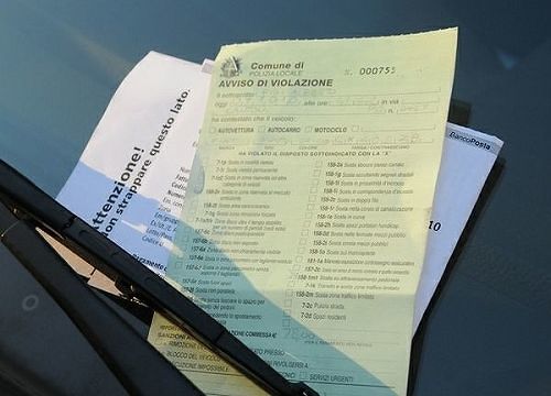 Agenzia delle Entrate Riscossione non può chiedere interessi quando riscuote sanzioni al Codice della Strada