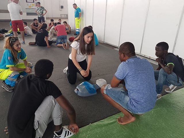 Cagliari, per la prima volta in Italia corsi per fare diventare i migranti istruttori di Blsd