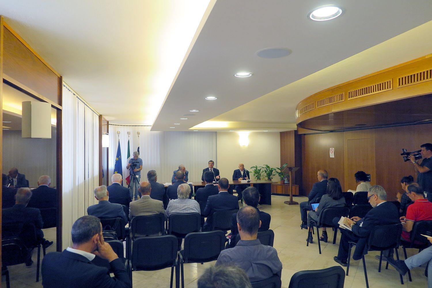 Carta di Ollolai, piano anti spopolamento sardo mentre le case a un euro diventano un reality