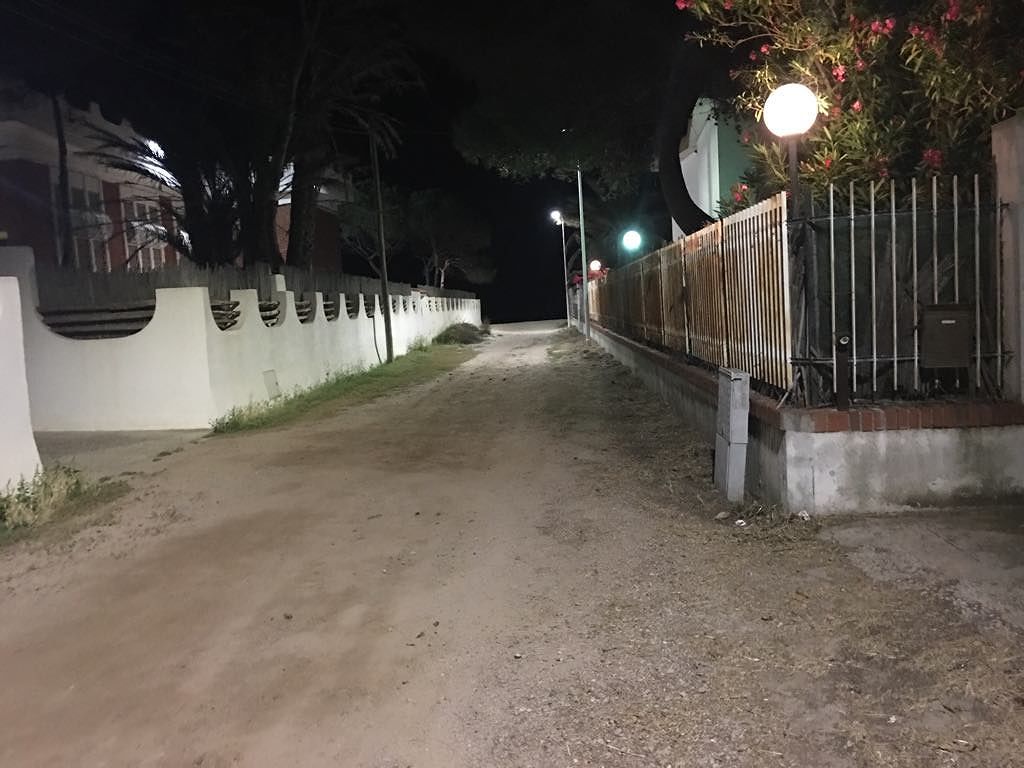 E luce fu, nel litorale di Quartu: finalmente le passeggiate estive illuminate sino al mare