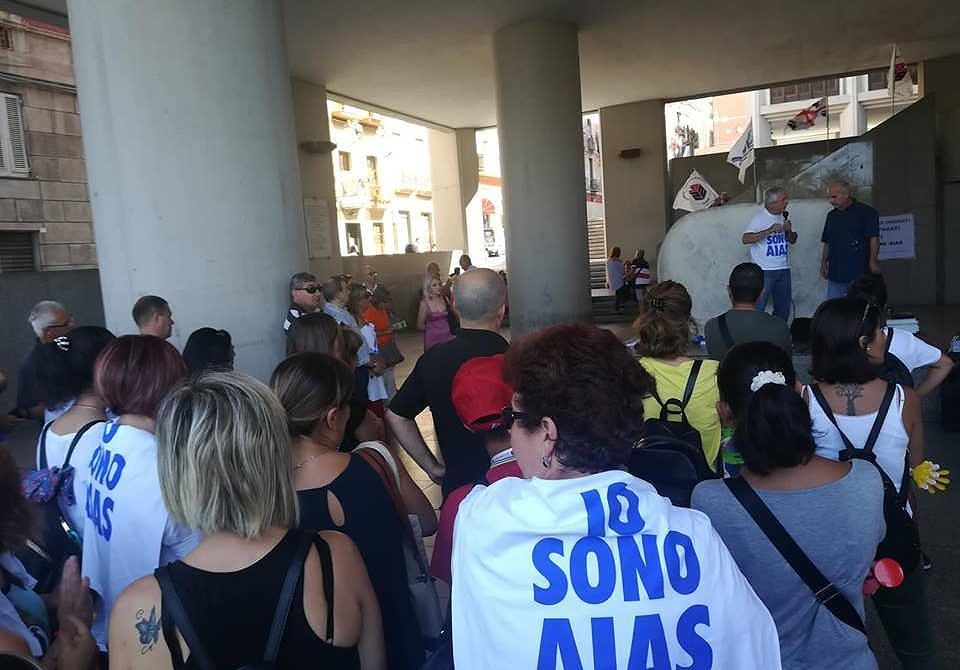Aias Sardegna, ecco i soldi degli stipendi dei 1400 lavoratori: “E da agosto rate per gli arretrati”