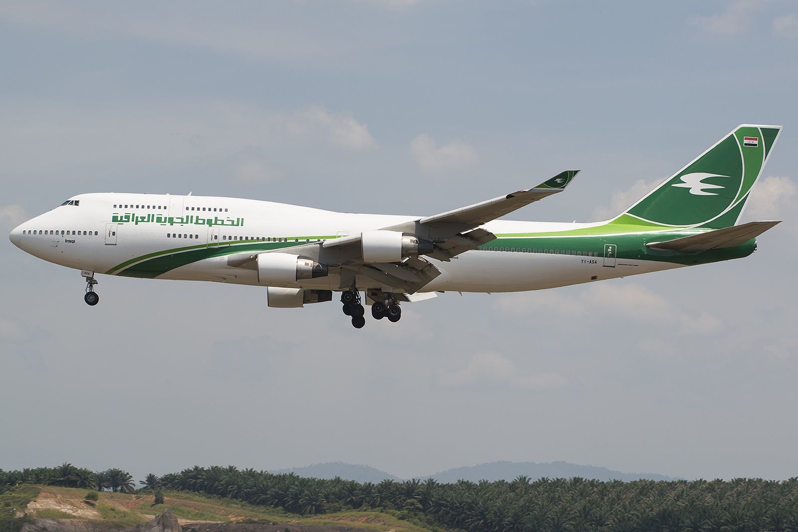 Rissa tra piloti su aereo, si scatena una protesta nazionale