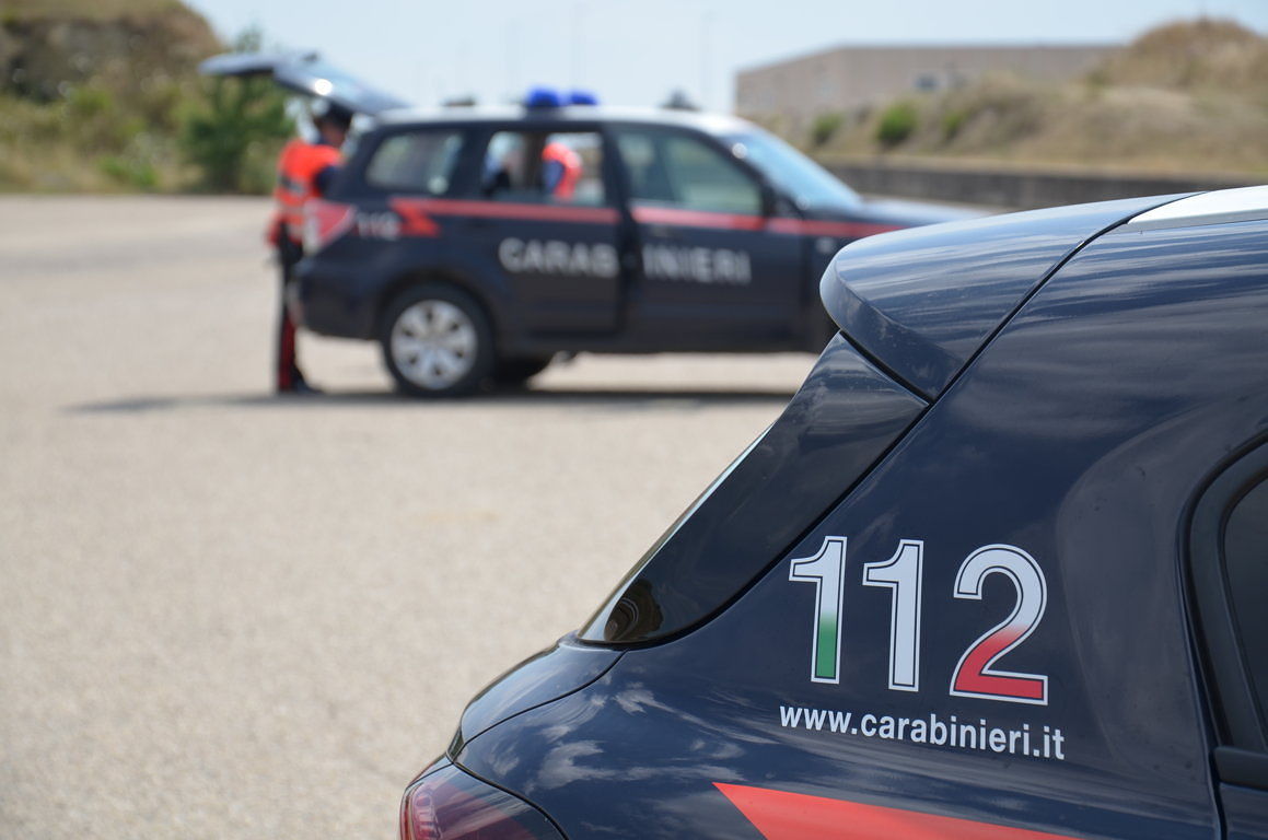 Precipita dalla finestra di un bar a San Teodoro: 20enne milanese in ospedale