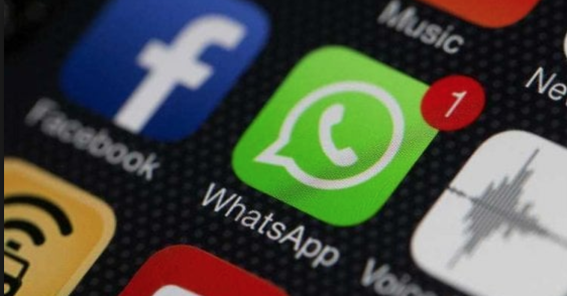 Il messaggio-truffa di Ferragosto: “WhatsApp da rinnovare” su migliaia di cellulari di cagliaritani