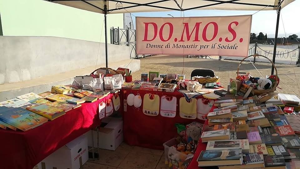 Monastir, il grande cuore di un gruppo di donne: “scatole del dono” per i poveri nei negozi