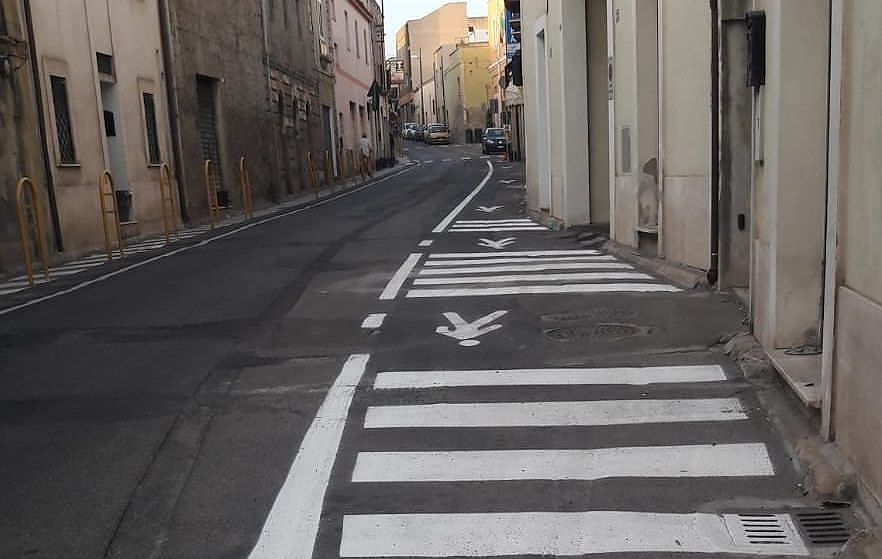 Cagliari, addio sosta in via Riva Villasanta: “Le auto? Bloccavano le porte di case e negozi”