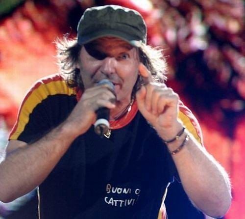 Vasco torna nell’Isola e Cagliari senza spazio concerti