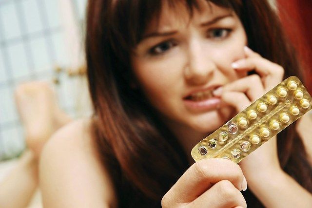 Pillole sbagliate, una ragazza cagliaritana racconta: “Atroci dolori, mi è venuta persino la fibromialgia”
