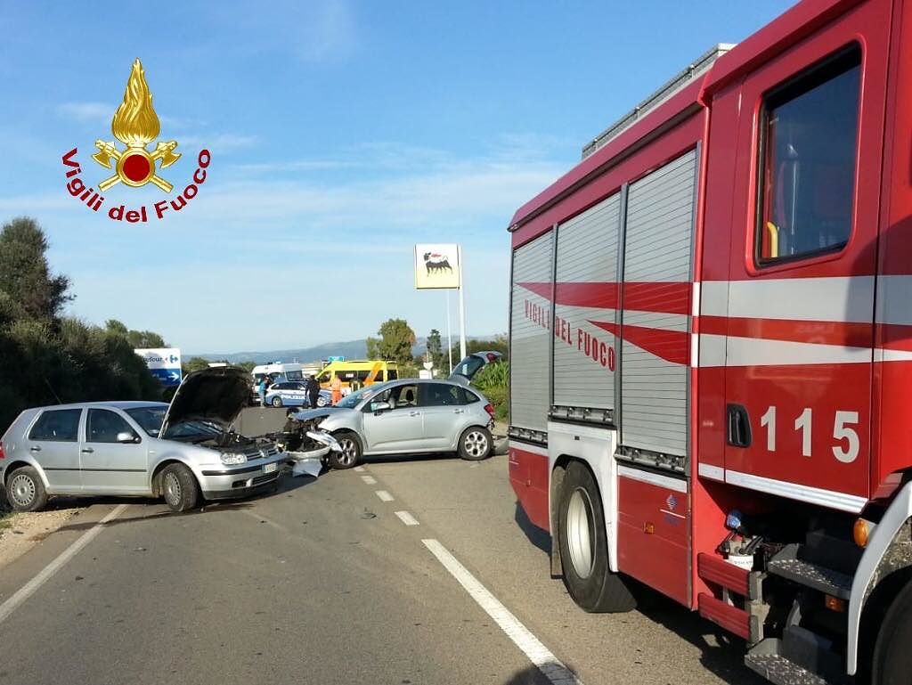 Incidente stradale tra due auto sulla Sp8: ferita una donna