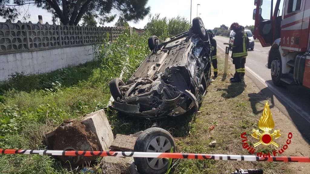 Schianto frontale a Flumini, gravissimo in codice rosso uno dei feriti