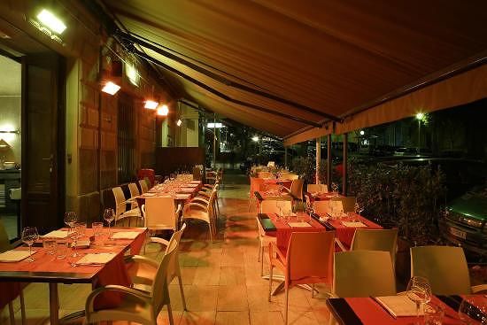 Cagliari, no del Comune al ristorante di Pomata: niente tavolini all’aperto