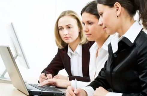 Le imprese in rosa in trincea a creare lavoro: sono 40 mila quelle che resistono alla crisi