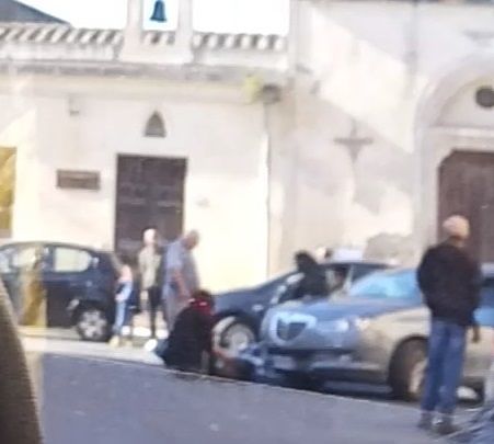 Serramanna, donna in bici travolta da un’auto: finisce all’ospedale