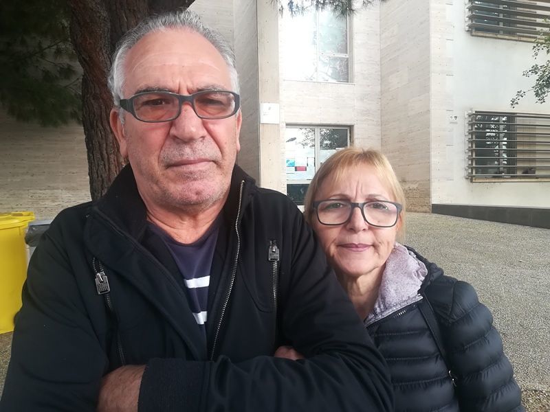 Monserrato, dramma infinito per Angelo e Graziella: “Una casa dal Comune tra 3 mesi, passeremo il Natale in auto”