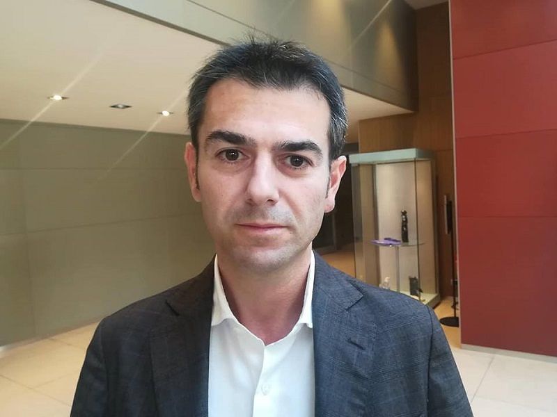 Lavoro, la promessa di Zedda: “Riporterò in Sardegna i nostri giovani sparsi per il mondo”