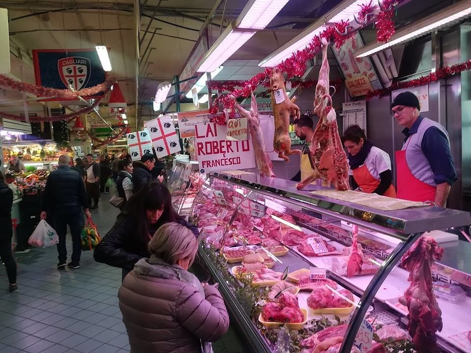 Cagliari, carne superstar per il cenone di Capodanno: “Bastano anche 15 euro, ma niente lussi”