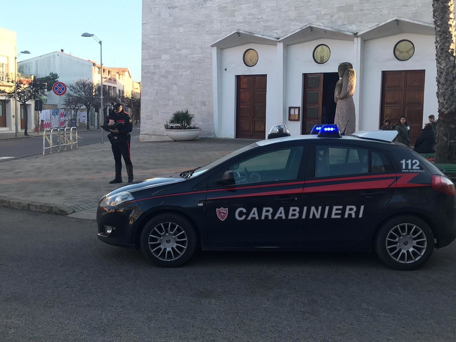 Pescatore di Sant’Antioco ubriaco alla guida: si schianta contro il portone della Chiesa